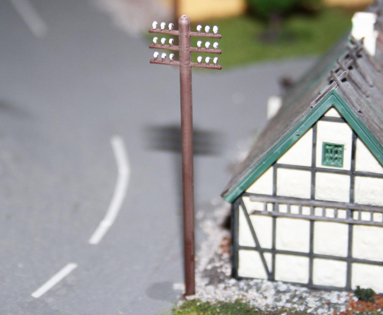 Heljan Telegraph Poles (10) Kit HN01000512 HO Gauge