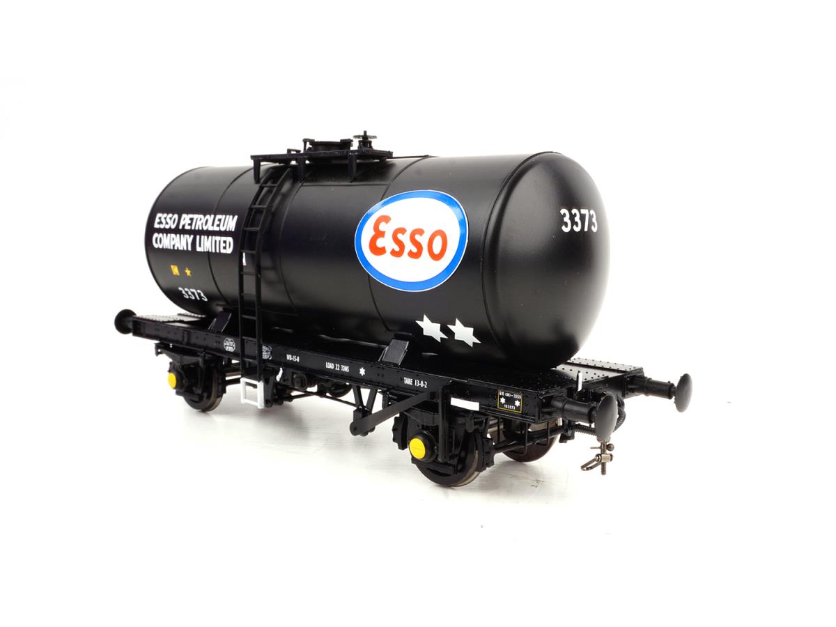 Heljan 1012  35t B Tank Wagon Esso Black Early O Gauge