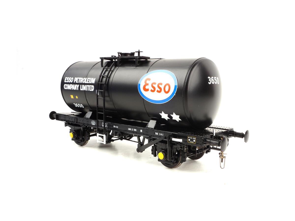 Heljan 1013  35t B Tank Wagon Esso Black Early O Gauge