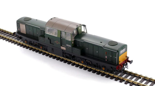 Heljan 1726  Class 17 D8599 BR Green Small Yellow Panels Weathered OO Gauge