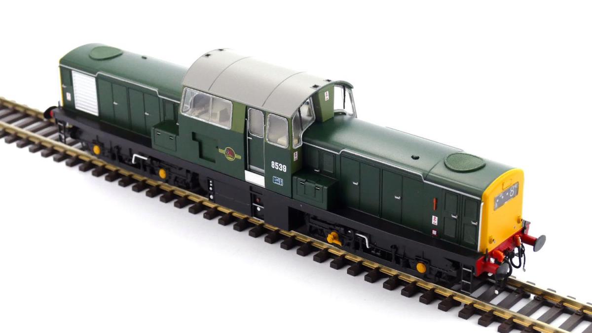 Heljan 1727  Class 17 D8539 BR Green Full Yellow Ends OO Gauge