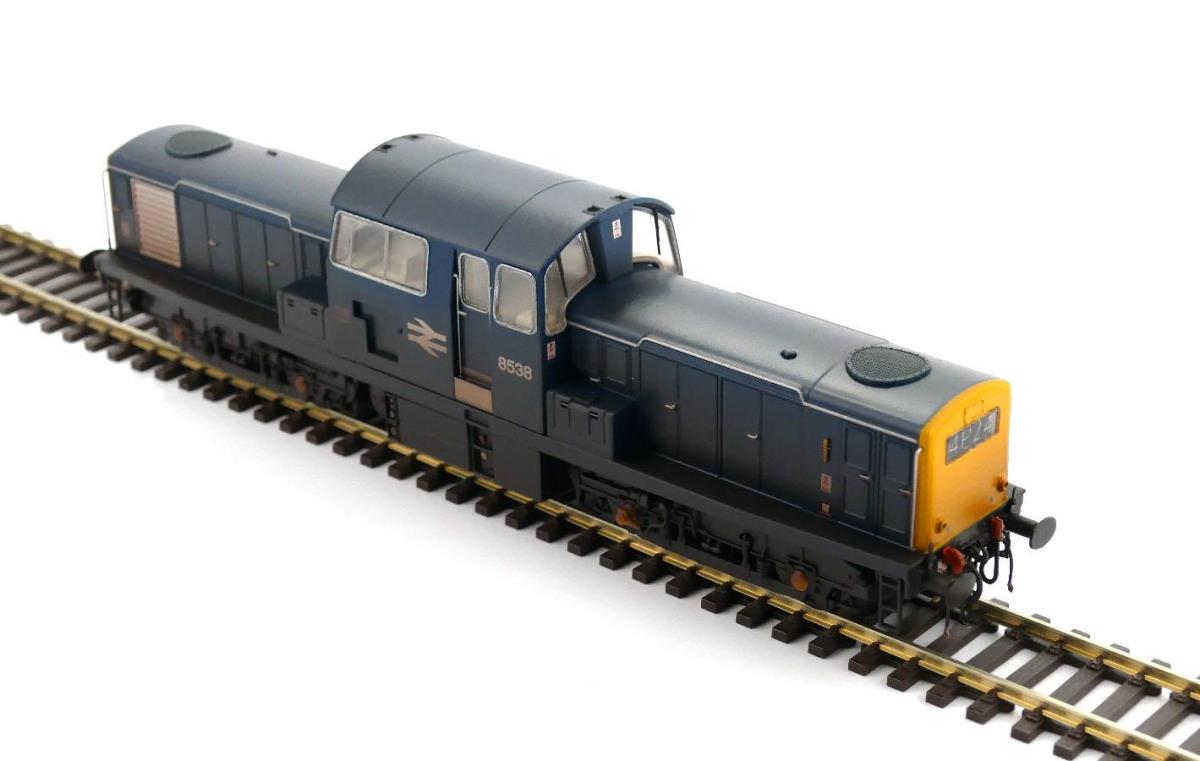 Heljan 1729  Class 17 8538 BR Blue Full Yellow Ends Weathered OO Gauge