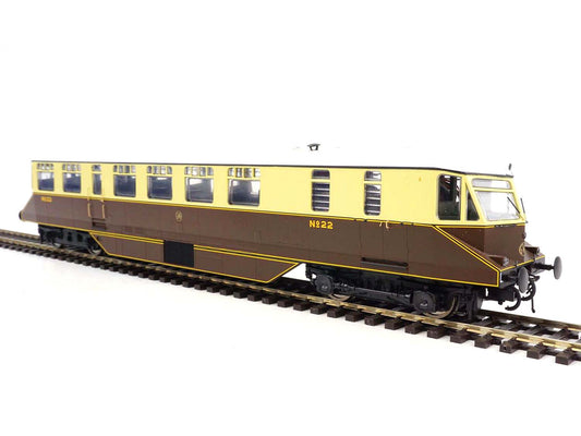 Heljan 19406  AEC Railcar 23 GWR Chocolate/Cream OO Gauge