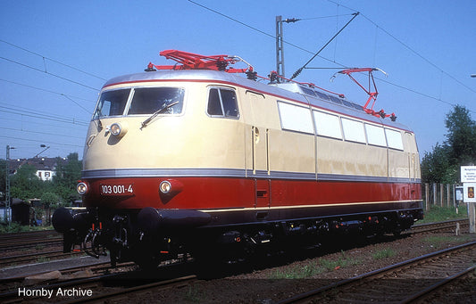 Arnold HN2563S DB, electric locomotive E 03 001, single arm pantograph, silver roof, period III, DCC Sound Decoder N Gauge