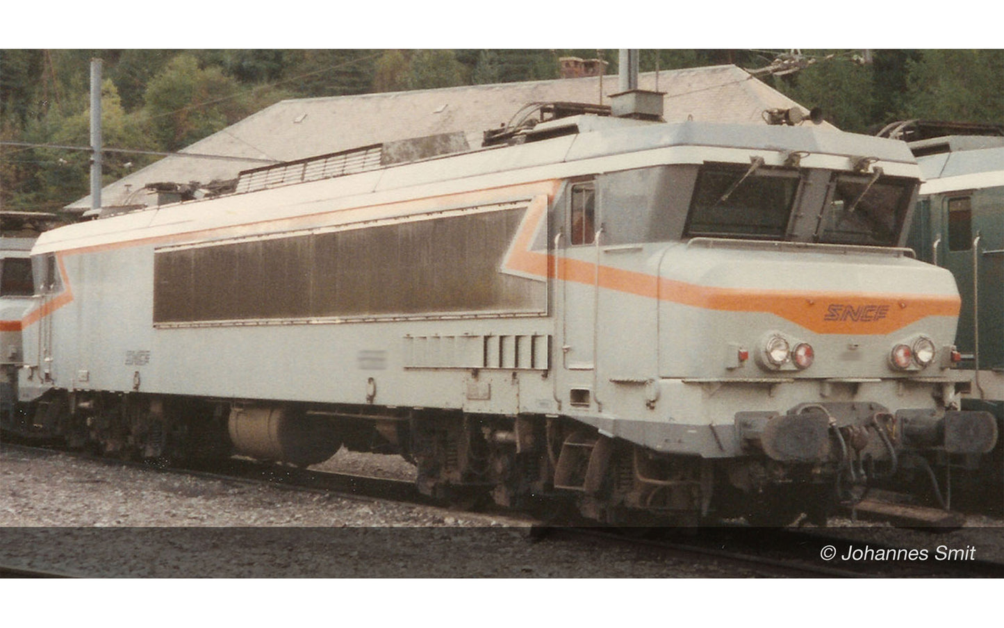Arnold HN2588S SNCF, electric locomotive CC 6512 in beton livery, ep. IV, with DCC sound decoder N Gauge