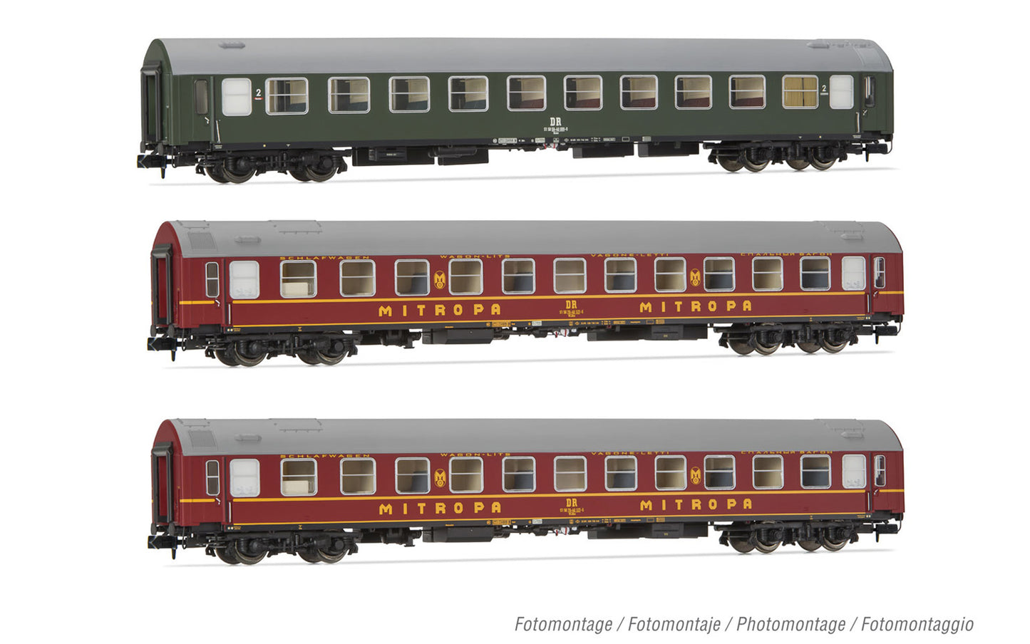 Arnold HN4423 DR, 3-unit pack OSShD type B coaches, "Spree-Alpen-Express", set 1 of 2, green and red livery, ep. IV, 1 x Bc + 2 x WLAB N Gauge