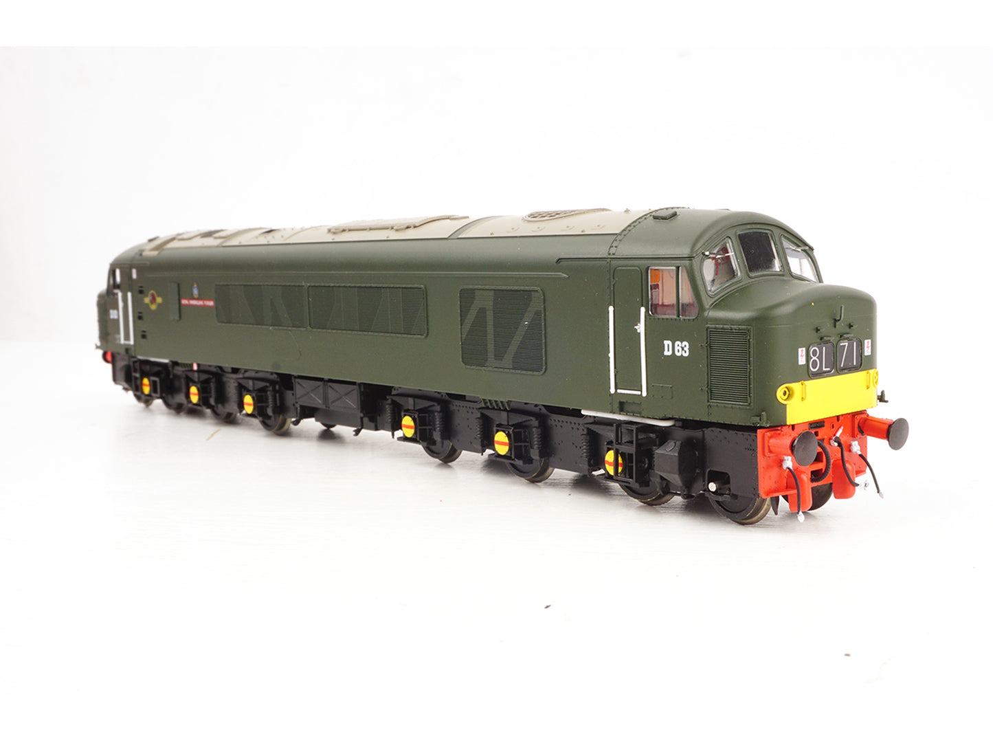 Heljan Class 45 D63 'Royal Innisklling Fusilier' BR Economy Green HN45102 OO Gauge