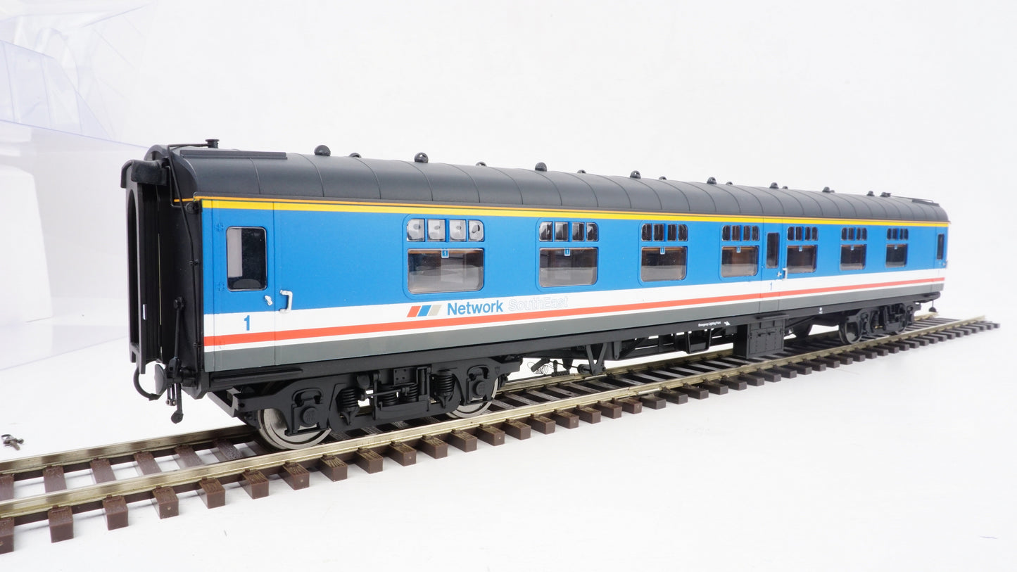 Heljan MK1 FK Network SouthEast B4 Bogies O Gauge Coach HN4937