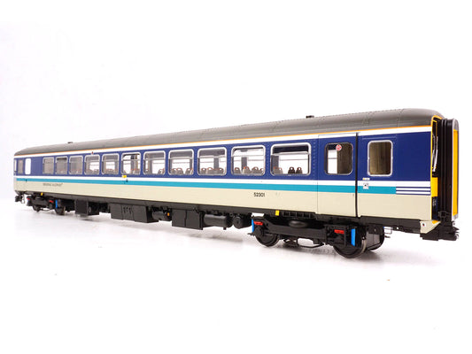 Heljan Class 153 301 Regional Railways (DCC-Sound) HN53203 O Gauge
