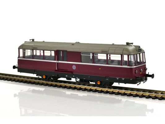Heljan 8713  WM Railbus KWVR No.64 Red OO Gauge