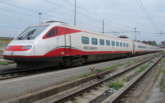 Rivarosssi FS ETR460 Frecciabianca 4 Car EMU VI (DCC-Sound) HO Gauge HR2962S