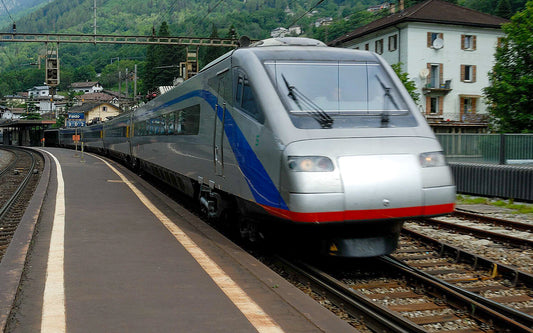 Rivarosssi SBB ETR470 Silver/Blue 4 Car EMU V HO Gauge HR2964