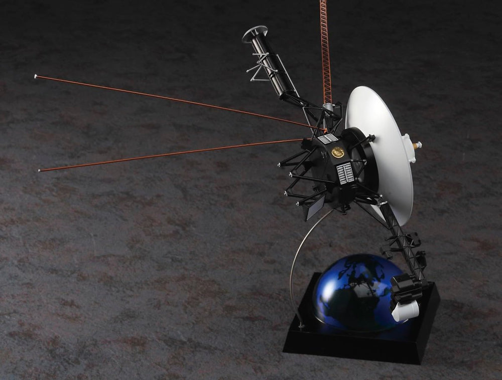 Hasegawa HSP635 Unmanned SpaceProbe Voyager W/Mission EmblemPatch 1:48 Model Kit
