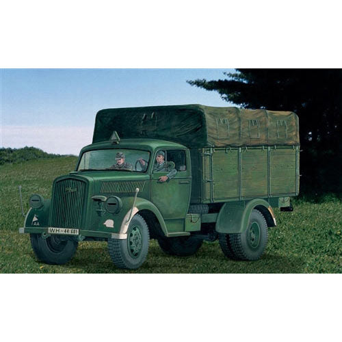 ITALERI Opel Blitz 216 1:35 Military Vehicle Model Kit