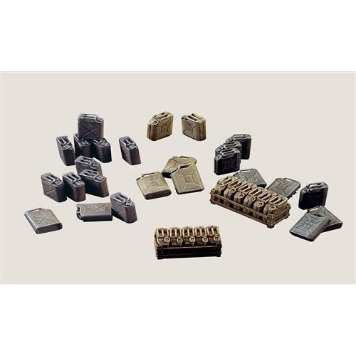 ITALERI Jerry Cans 402 1:35 Accessories Model Kit