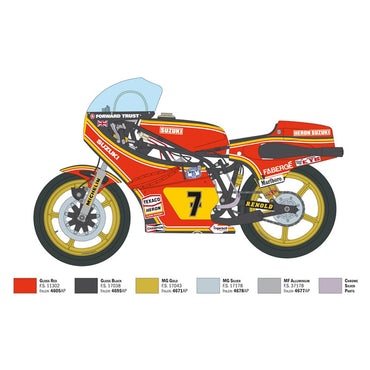 Italeri 4644 Suzuki RG500 XR27 Barry Sheene 1978 1:9  Plastic Model Motorbike Kit