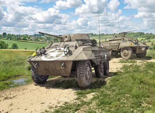 Italeri 7087 M8 Greyhound / M20 1:72 Model Kit