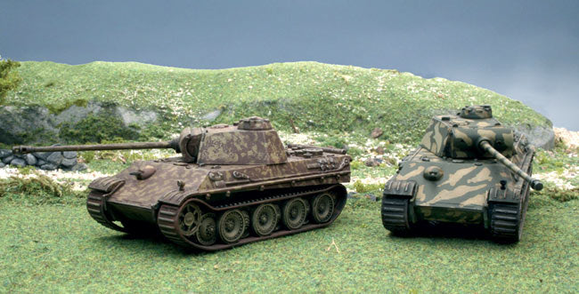 ITALERI Pz Kpfw. V Panther Ausf.G (fast assembly) 7504 1:72 Tank Model Kit