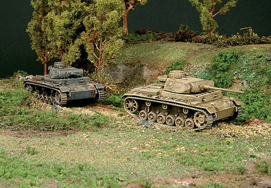 ITALERI Pzkpfw III J 7507 1:72 Military Vehicle Model Kit