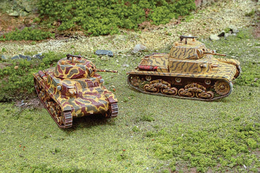 ITALERI Carro Armato M13/40 Tank 7517 1:72 Military Vehicle Model Kit