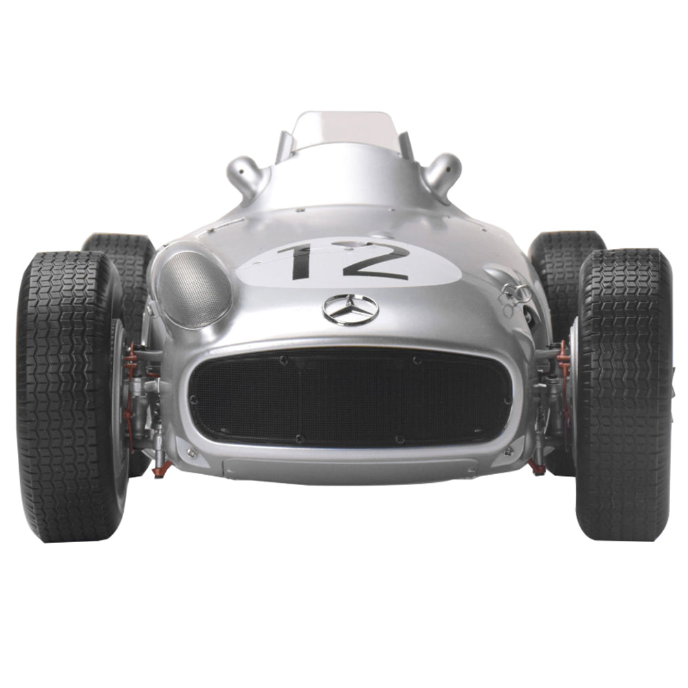 IXO Mercedes-Benz W196 R Stirling Moss #12 1:8 Metal Model Kit