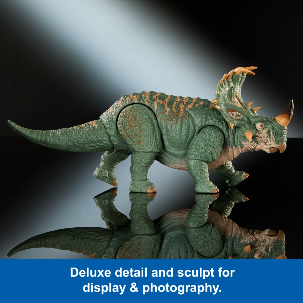 Jurassic World Hammond Collection Sinoceratops Figure Age 8+ Mattel JKG88