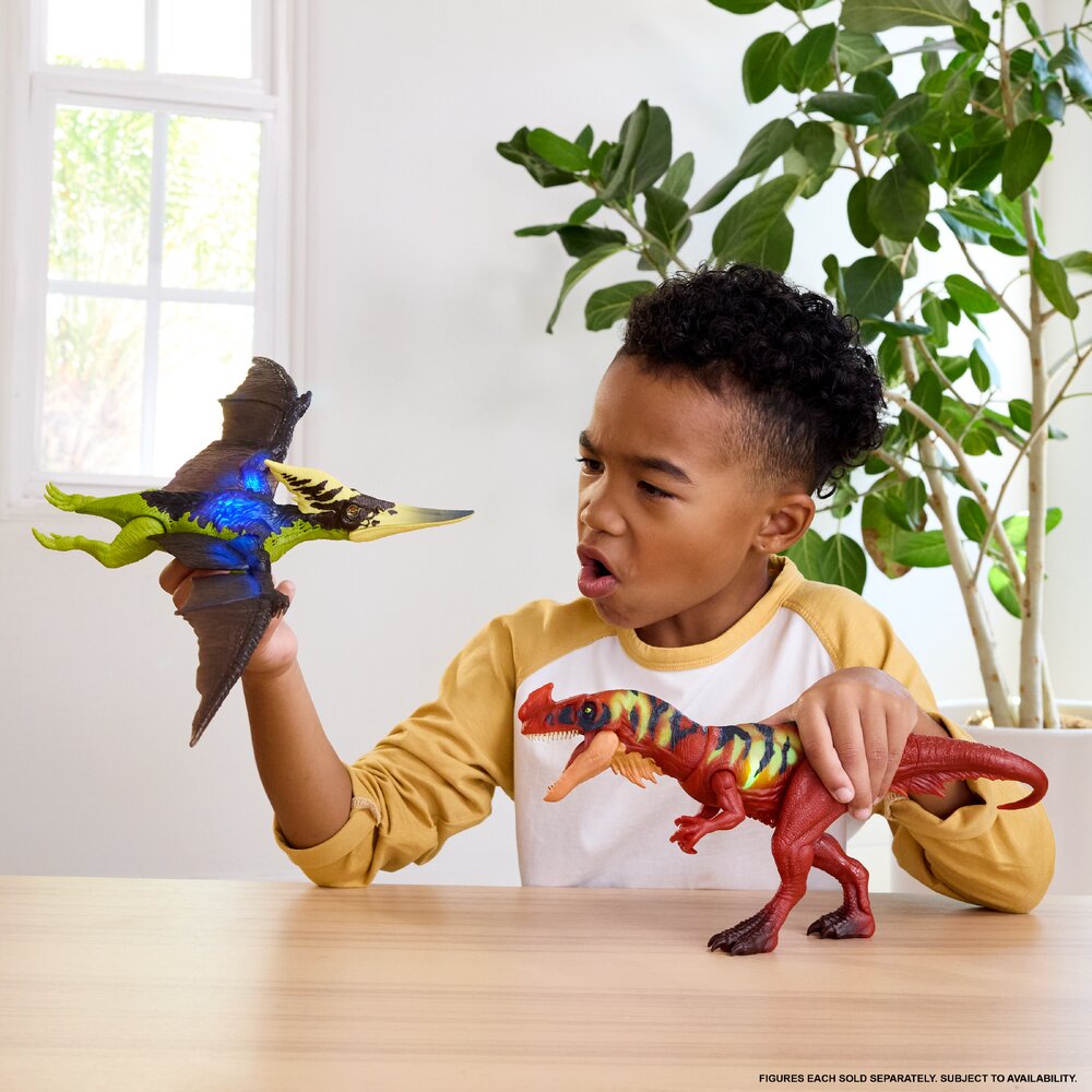 Jurassic World Wild Roar: Afrovenator Dinosaur Toy Mattel JKL76