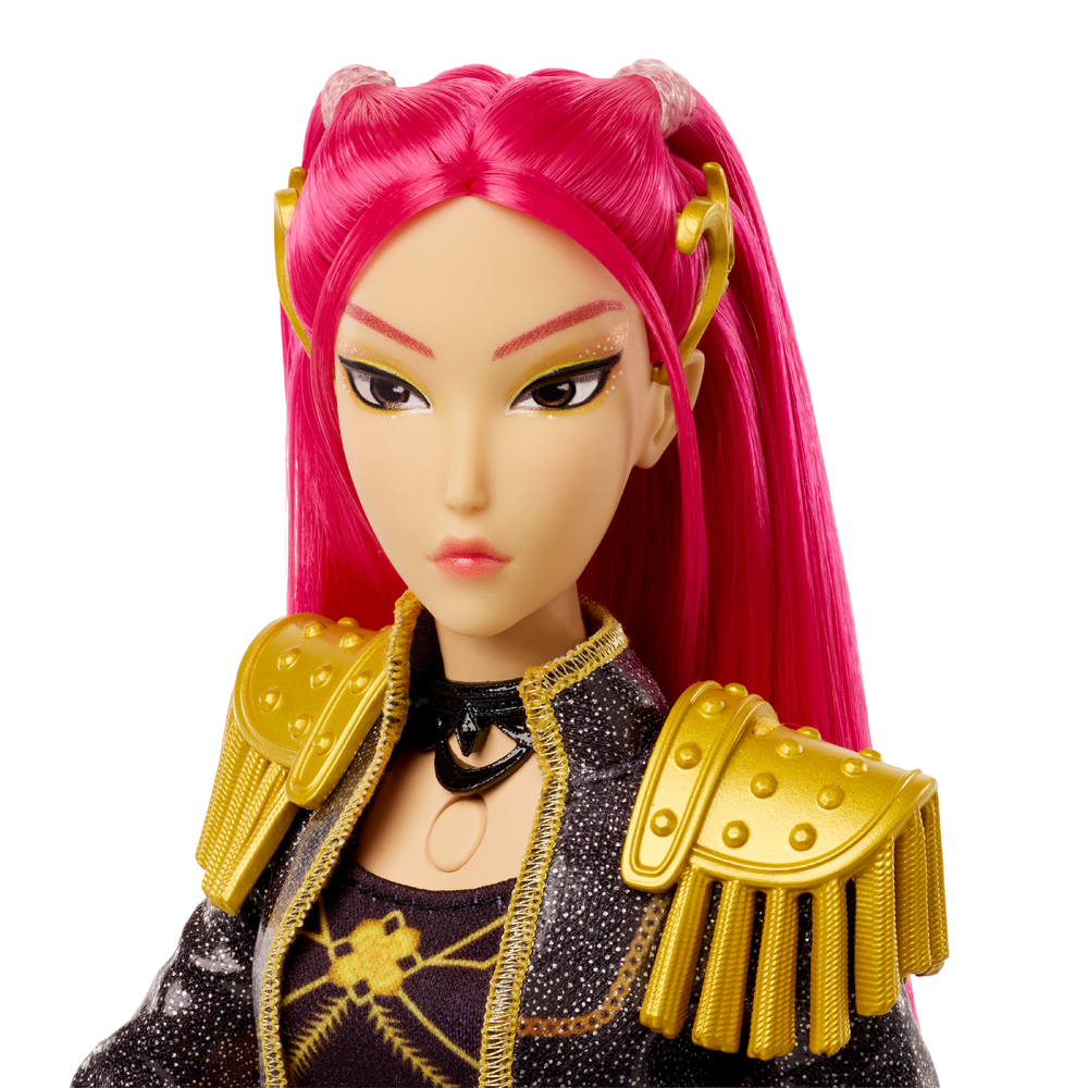 KPop Demon Hunters HUNTR/X Mira Golden Singing Doll Age 4+ Mattel JRN41 - image 4