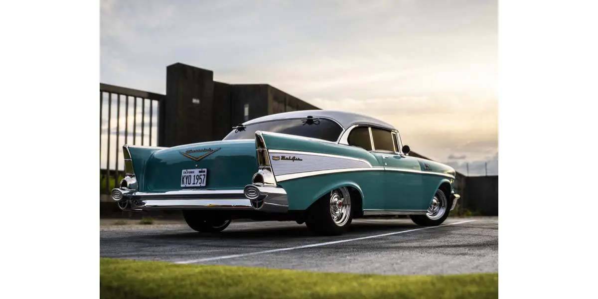 Kyosho Fazer FZ02 (L) Chevy BelAir Coupe 1957 Turquoise Readyset 1:10 K.34433T1B