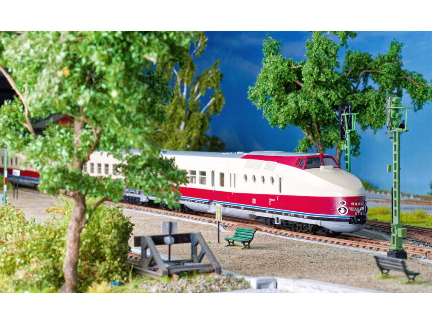 Kato DR VT18.16 SVT Gorlitz 4 Car DMU III (DCC-Sound) K30-733-1 N Gauge