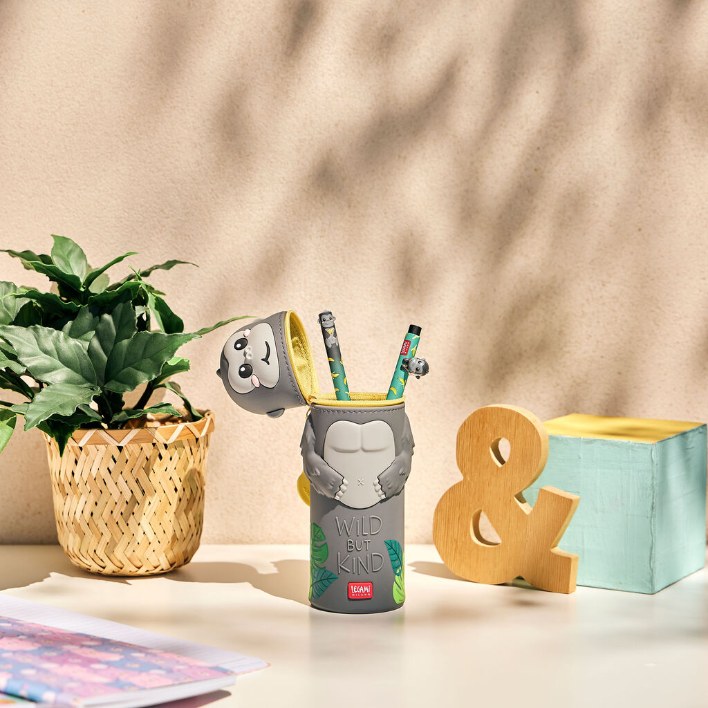 Legami Kawaii - 2-In-1 Silicone Pencil Case - Gorilla