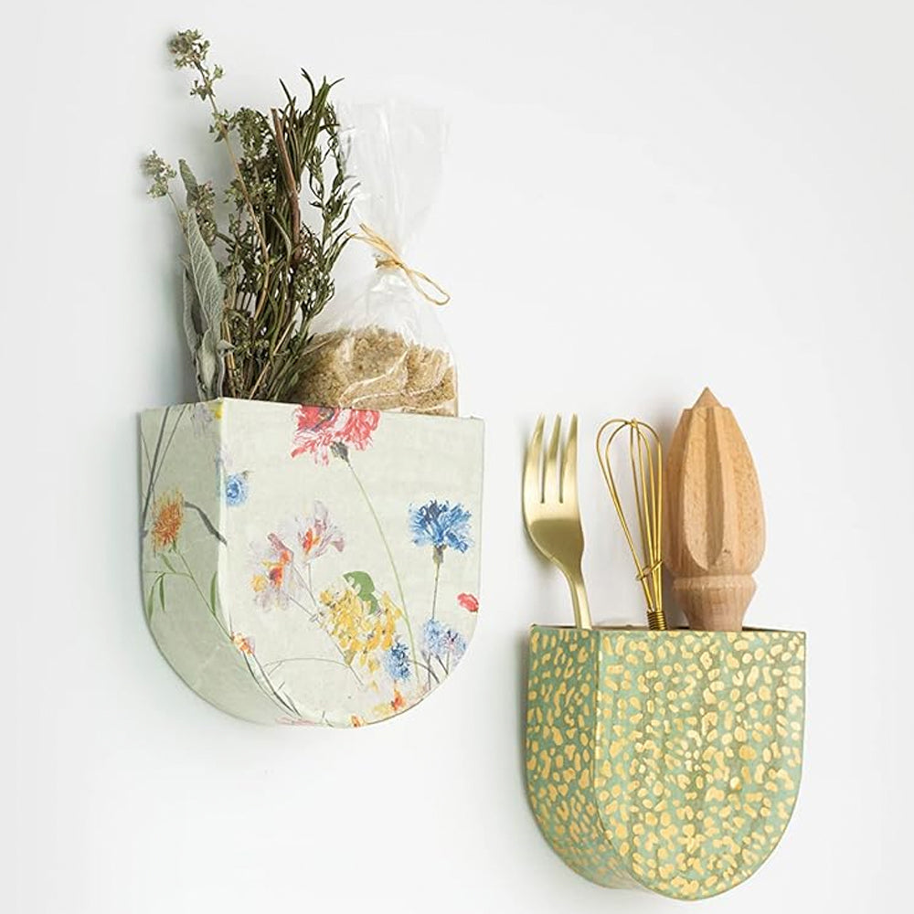 Decopatch My Creative Moment: Wall Pocket Vases Adult Craft Kit KIT043C