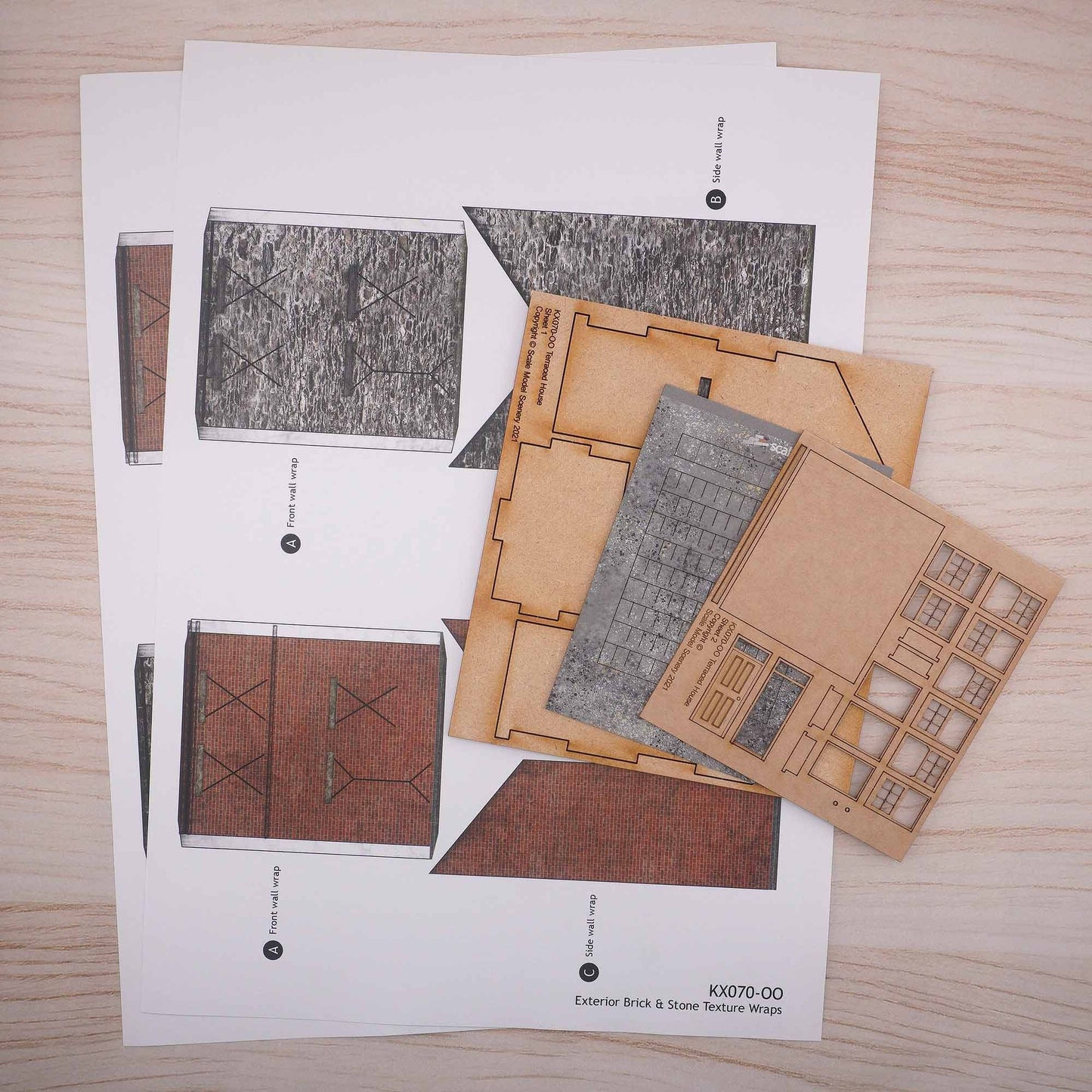 Scale Model Scenery KX070 Low-Relief Terraced Shop OO/HO Gauge