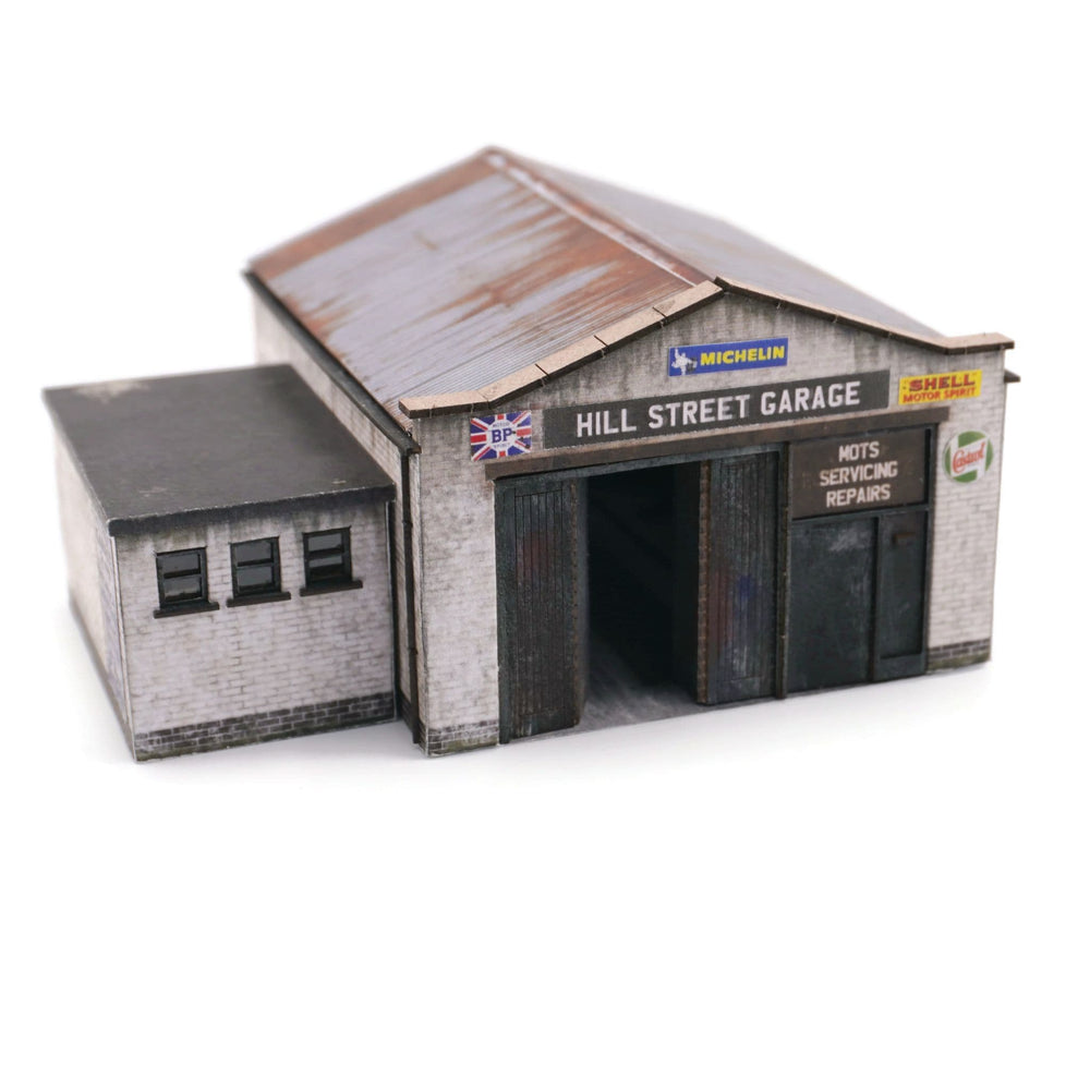 Scale Model Scenery KX112 Backstreet Garage OO/HO Gauge