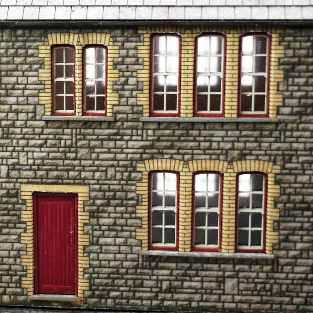 Scale Model Scenery KX120 Victorian Ale House/Country Pub OO/HO Gauge