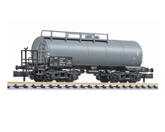 Liliput L265965 4-axle tank wagon, DR, era IV N Gauge