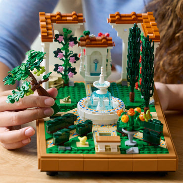 LEGO Icons 10359 Fountain Garden Age 18+ 1302pcs