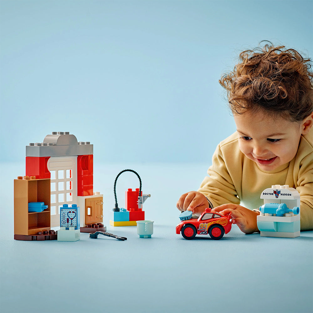 LEGO DUPLO Disney 10456 McQueen's Visit to Doc's Garage Age 2+ 35pcs