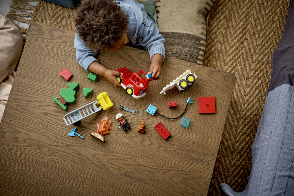 LEGO DUPLO Town 10473 Fire Engine with Hose and Firefighter Age 2+ 28pcs