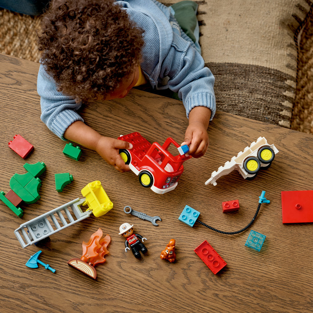 LEGO DUPLO Town 10473 Fire Engine with Hose and Firefighter Age 2+ 28pcs