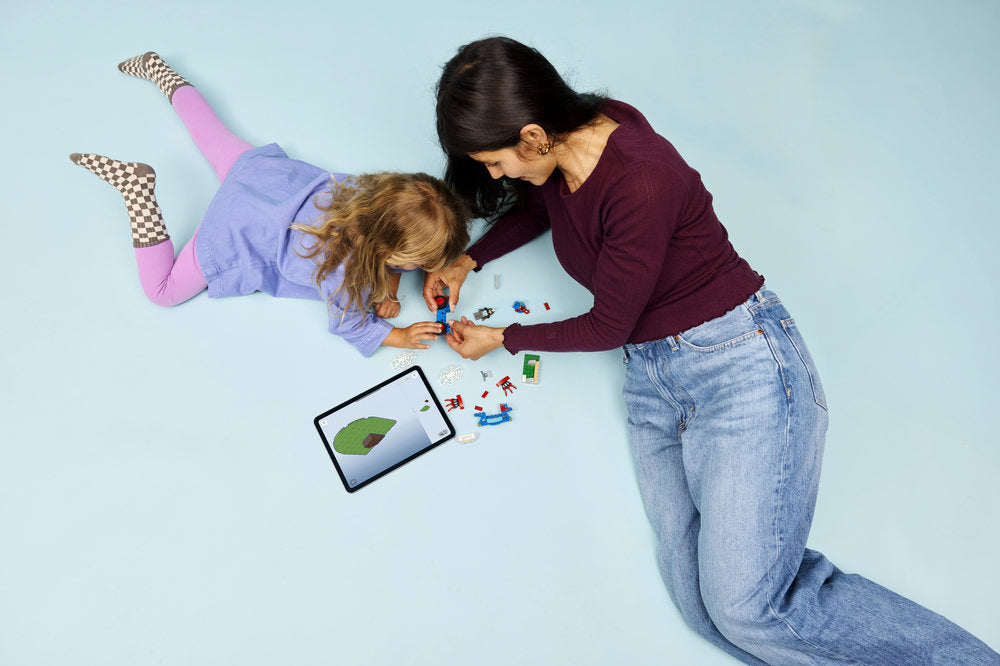 LEGO Marvel 11206 Spidey on his Motorcycle vs. Rhino Age 4+ 61pcs