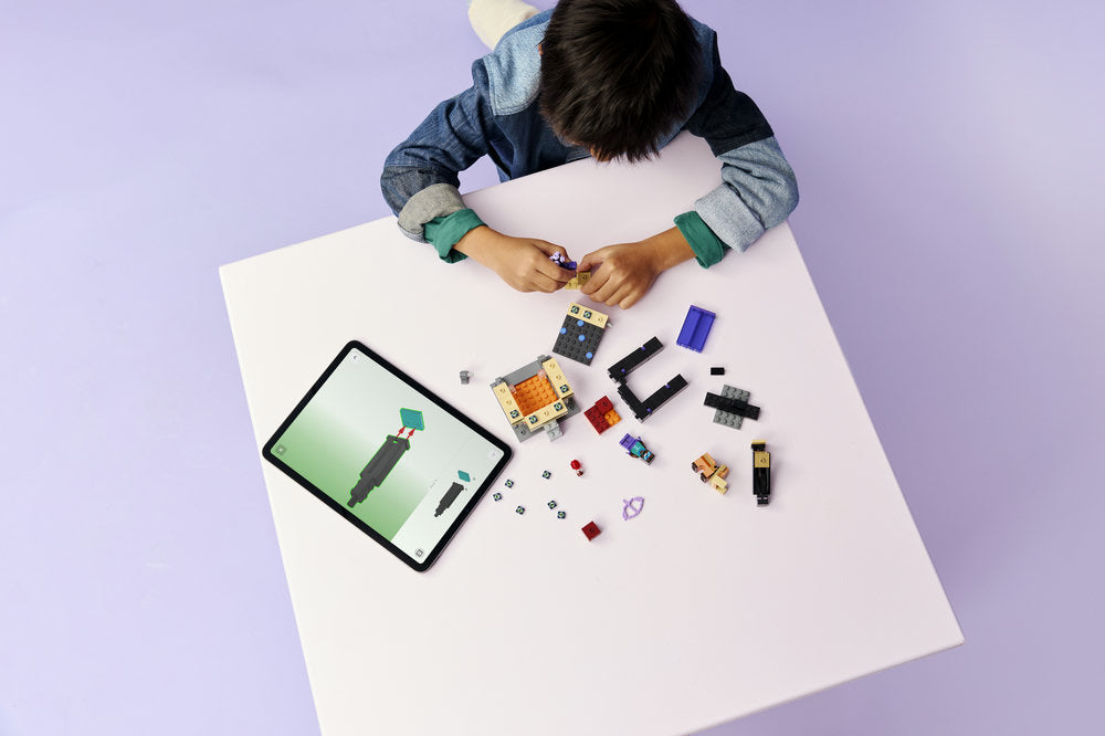 LEGO Minecraft 21584 Nether & End Portal Journey Age 7+ 192pcs