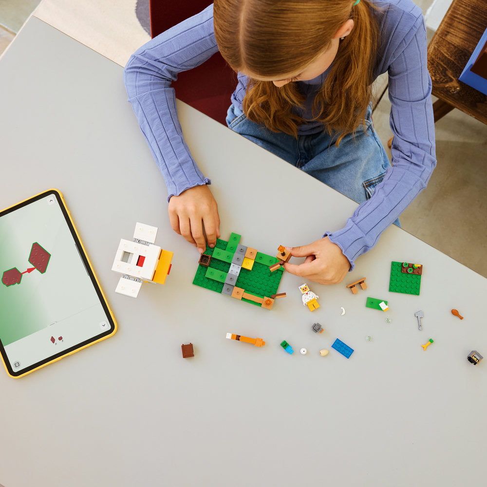 LEGO Minecraft 21585 Chicken Farm Age 7+ 233pcs