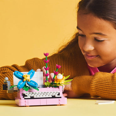 LEGO Creator 31169 Typewriter with Flowers Age 8+ 363pcs