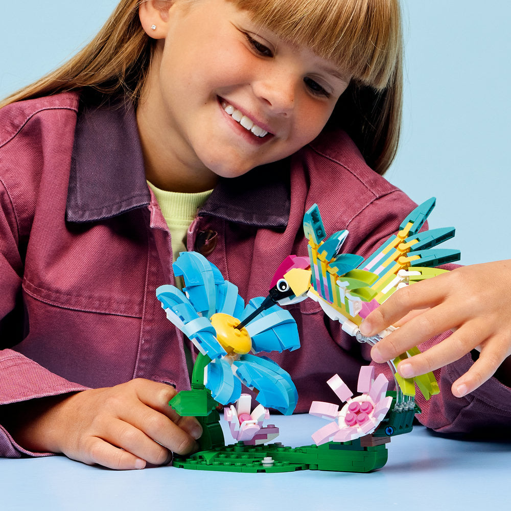 LEGO Creator 31384 Wild Animals: Colourful Hummingbird Age 8+ 312pcs