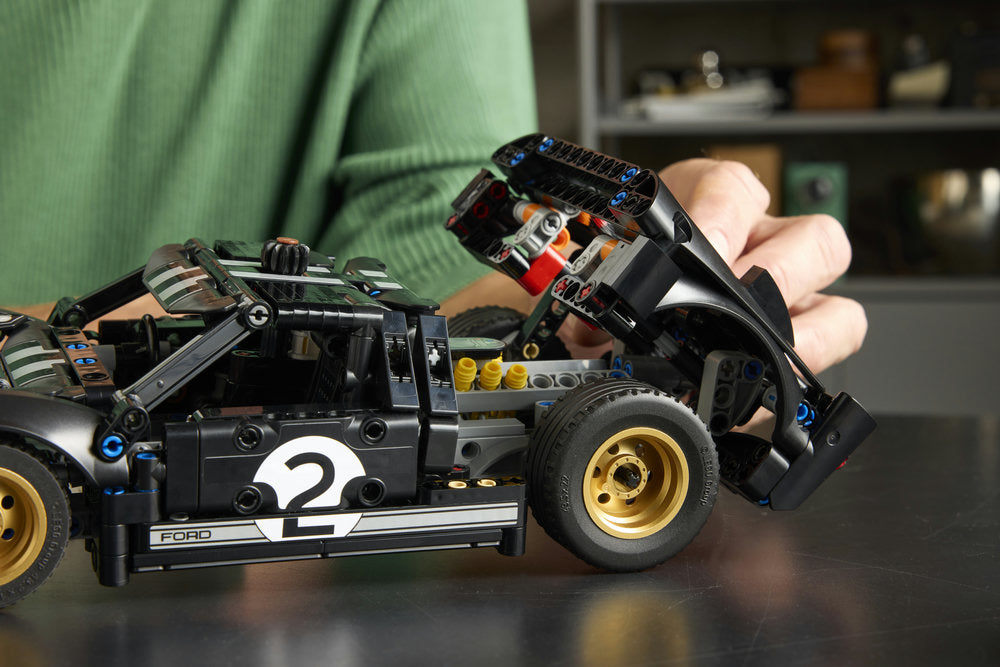 LEGO Technic 42223 1966 Ford GT40 MKII Race Car Age 18+ 793pcs