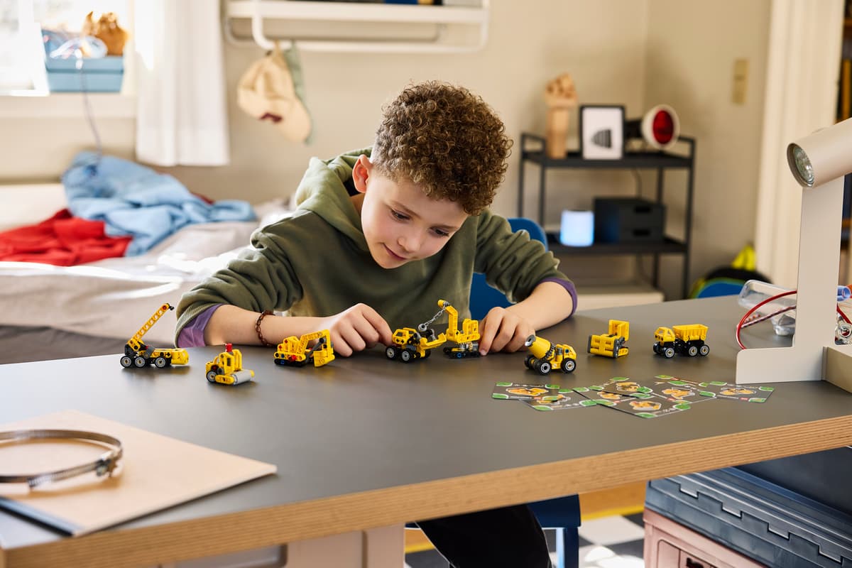 LEGO Technic 42233 Mighty Machines Age 7+ 44pcs