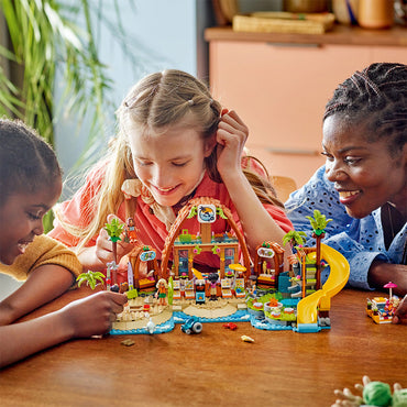LEGO Friends 42673 Family Holiday Beach Resort Age 8+ 1140pcs