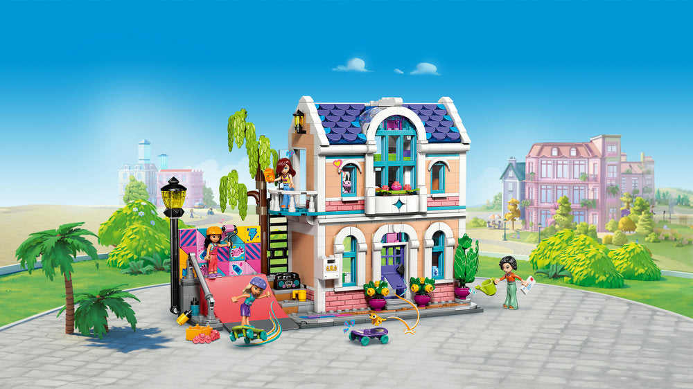 LEGO Friends 42687 Liann's Family House Age 7+ 946pcs