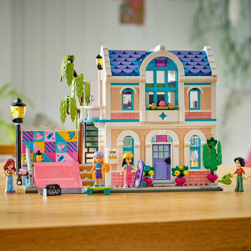LEGO Friends 42687 Liann's Family House Age 7+ 946pcs